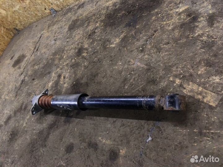 Амортизатор задний левый Volkswagen Polo