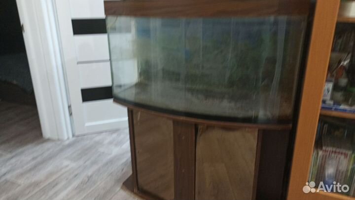Аквариум с тумбой