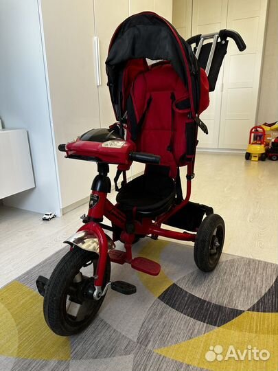 Детский велосипед с ручкой