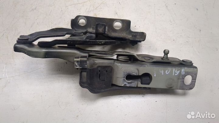 Петля капота Volvo S90, 2018