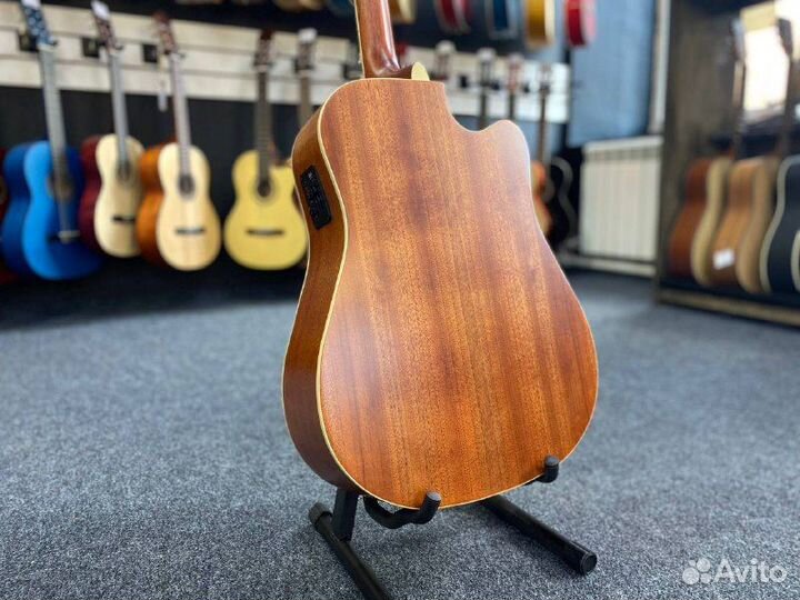 Гитара электроакустическая леворукая