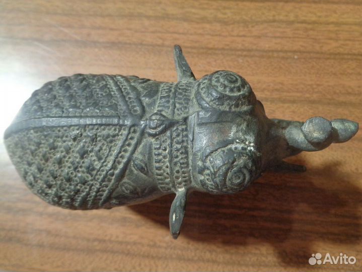 Слон бронза