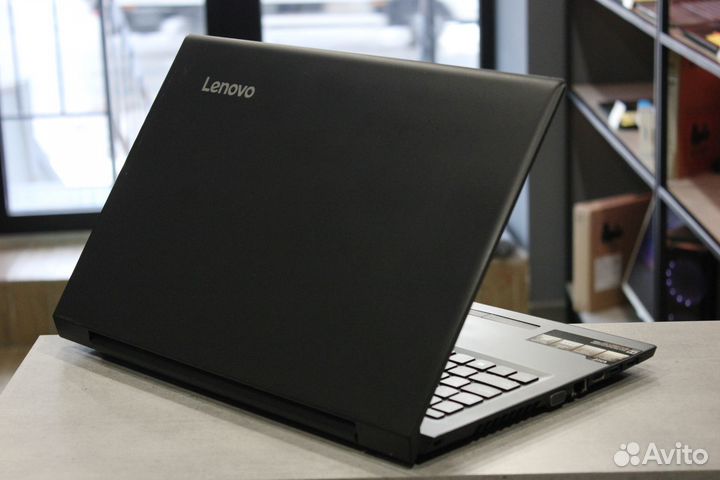 Ноутбук Lenovo на i7 c Видеокартой