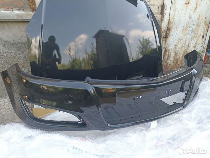 Бампер передний черный в цвет Opel Astra H