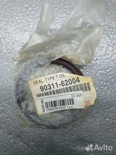 Сальник правого привода Toyota 90311-62004