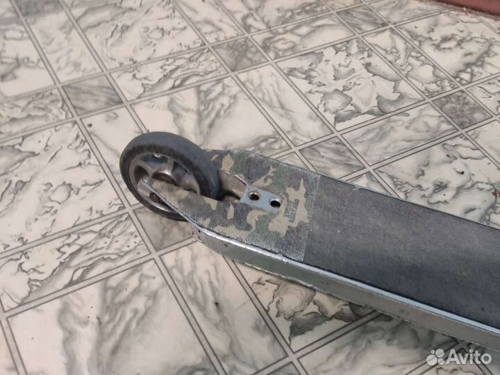 Трюковой самокат