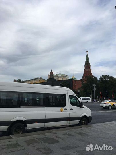 Volkswagen Crafter микроавтобус, 2012