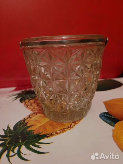 Стеклянная конфетница СССР