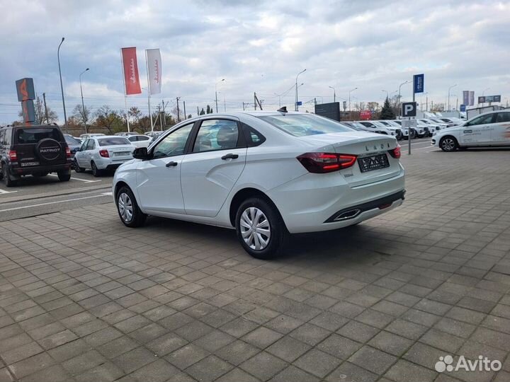 LADA Vesta 1.8 CVT, 2024