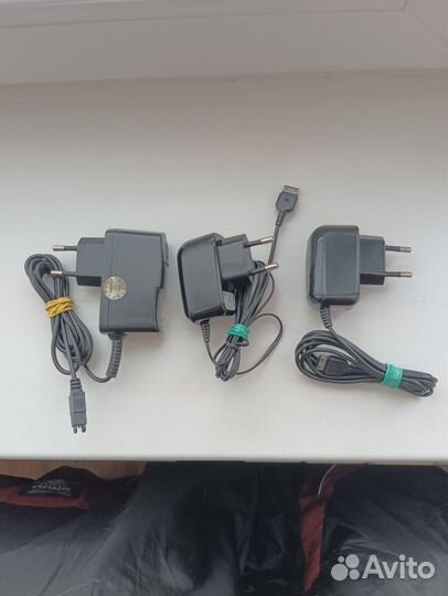 Провода аудио видео и зарядные устройства