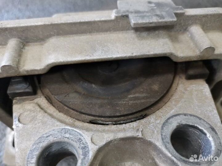 Подушка двигателя правая Ford Focus 2 Рестайлинг