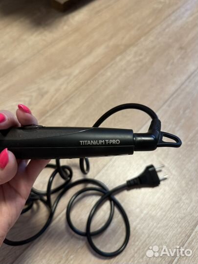 Плойка для волос dewal TitaniumT Pro 03-38A