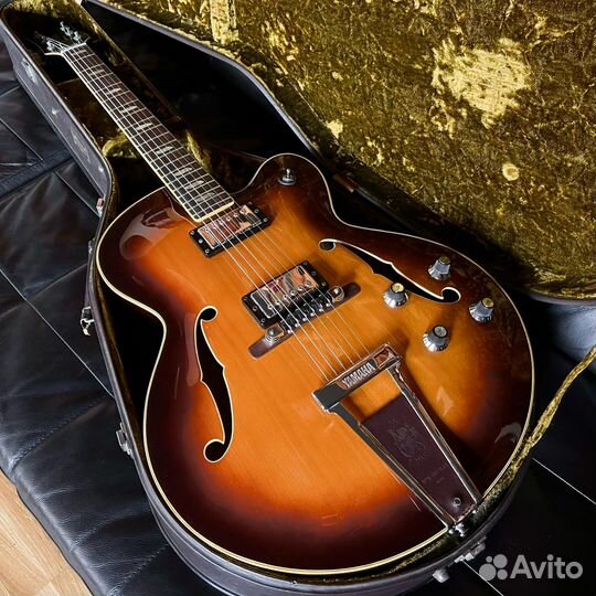 Yamaha Ae-12 Япония, 70-е. Джазовая гитара
