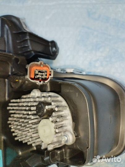 Фара противотуманная 605000592AA