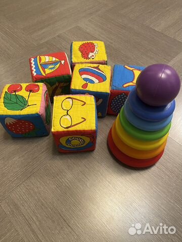 Кубики мякиши и пирамидка