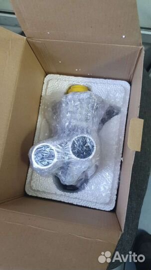 Водяная помпа в сборе VW Audi Skoda Seat 06H121026