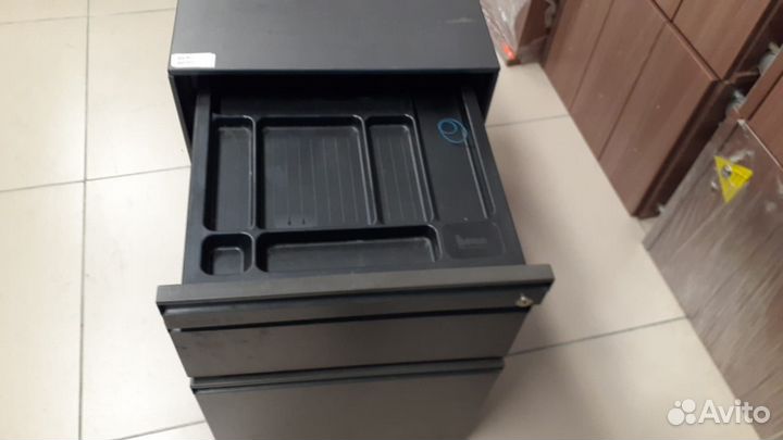 Тумбы подкатные 