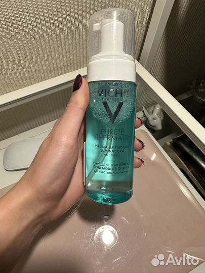 Vichy purete thermale очищающая пенка