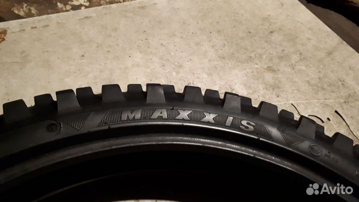 Шины Maxxis 21x19, под ошиповку дюбелями