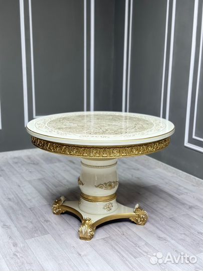 Кухонный стол. Доставка по всей России