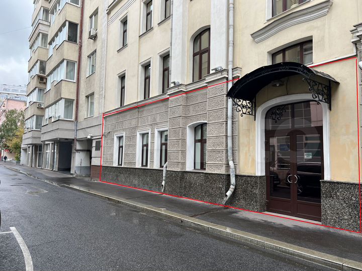 Торговая площадь 108 кв.м