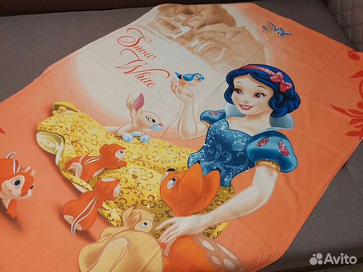 Постельное бельё 1,5 спальное и пододеяльник