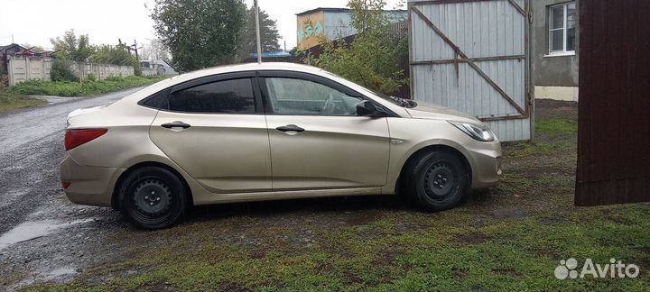 Hyundai Solaris 1.6 МТ, 2012, 277 000 км