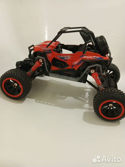 Машинка на радиоуправлении