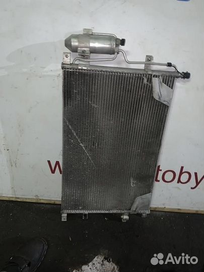 Радиатор кондиционера volvo XC70 2002-2004 2.5