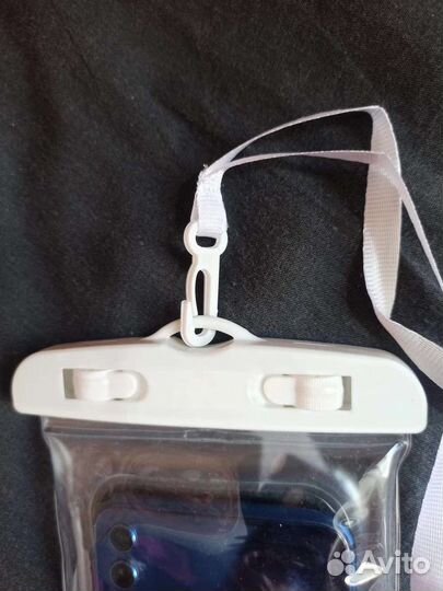 Водонепроницаемый чехол для телефона на пляж