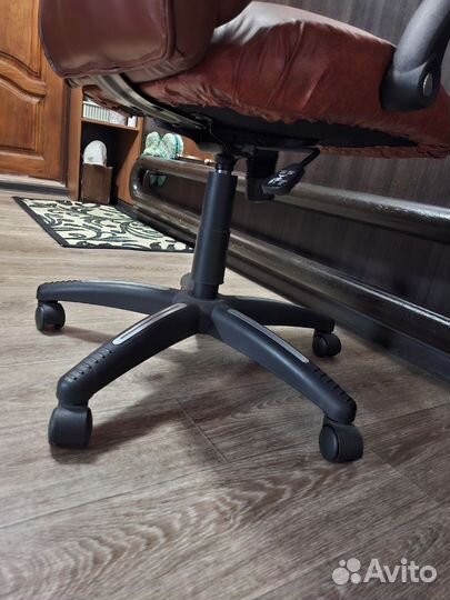 Компьютерное кресло бу