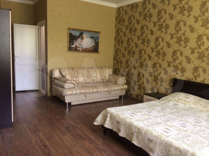 Комната 15 м² в 8-к., 2/3 эт.