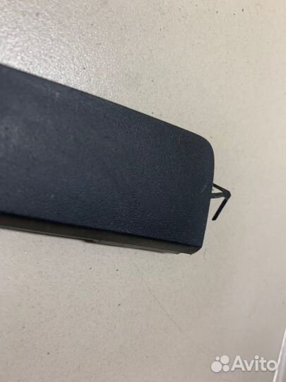 Заглушка бампера Toyota Rav4 2018