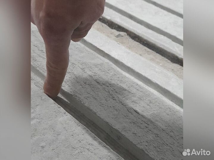 Нарезка бетонных полов (штроб) в коровниках