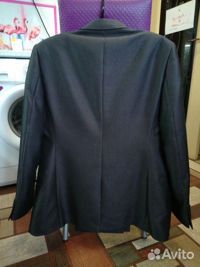 Продается костюм мужской