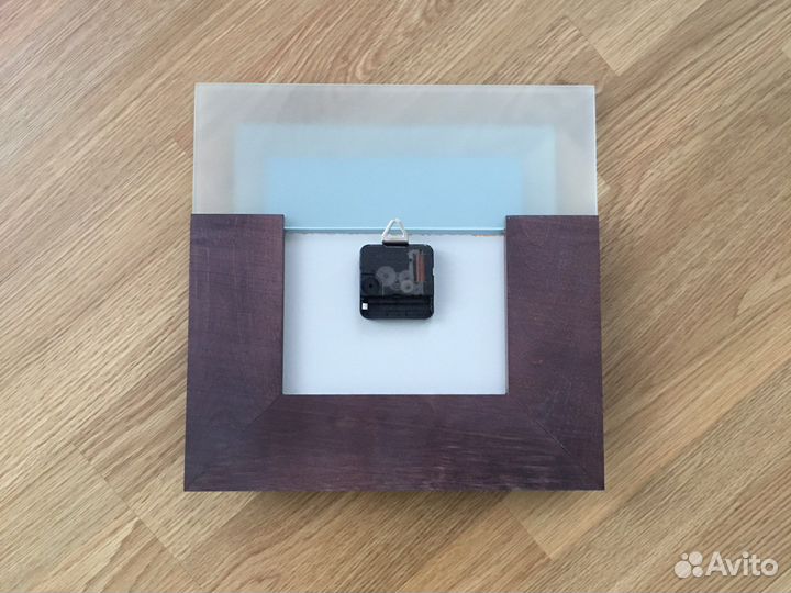 Часы настенные новые