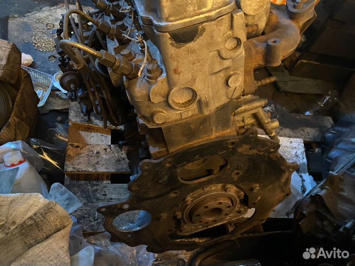 Двигатель Турбо дизель 2.8 L, 4М40