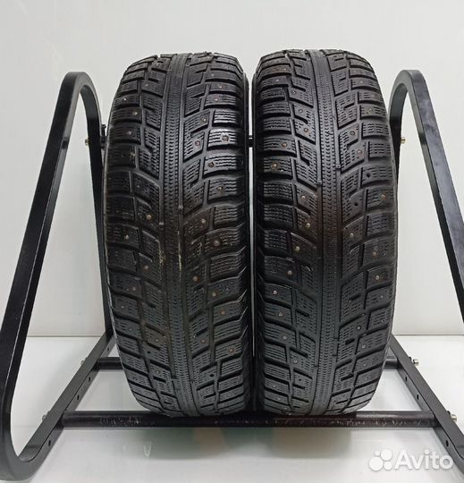 Kumho I'Zen KW22 215/65 R16