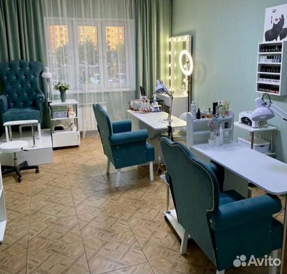 Мебель для салона,дачи