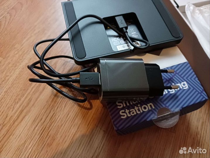 Зарядное устройство. Станция для Lenovo