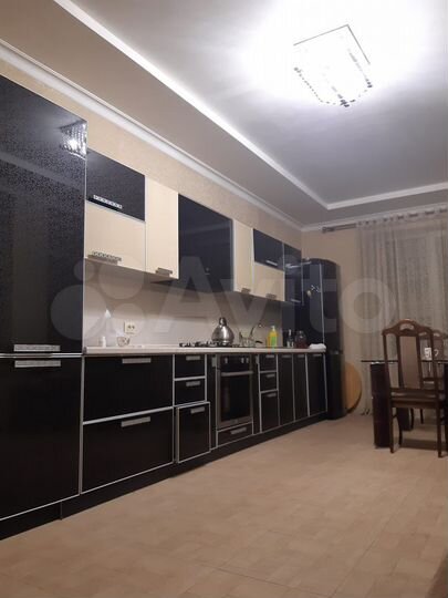 Дом 263 м² на участке 6 сот.