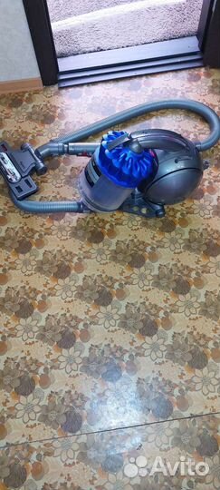 Пылесос dyson37