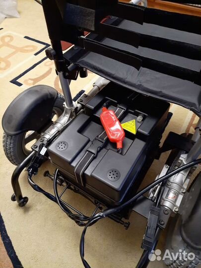 Кресло-коляска с электроприводом