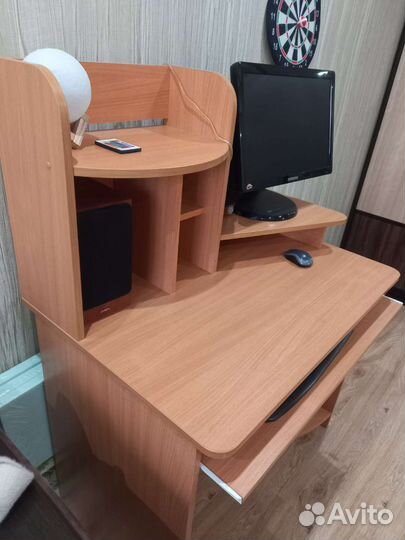 Компьютерный стол