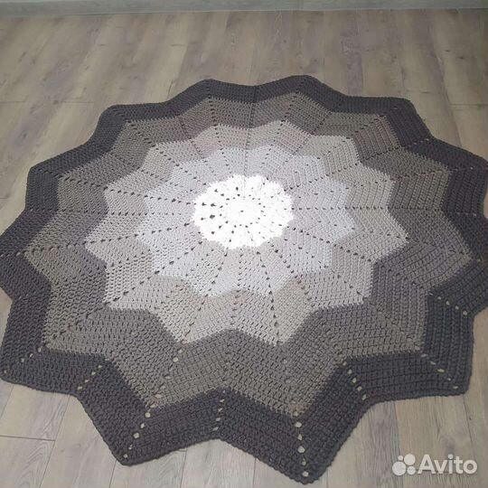 Ковер. Ручная работа. 1.5 м