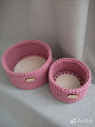 Набор вязаных корзинок