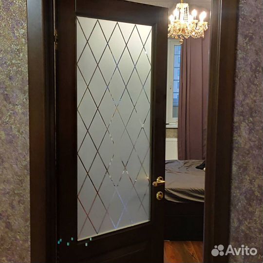 Замена стекла в межкомнатных дверях