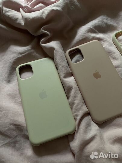 Чехол на iPhone 11