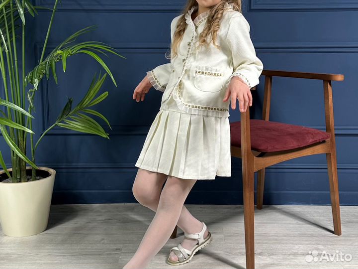 Костюм для девочки нарядный 140