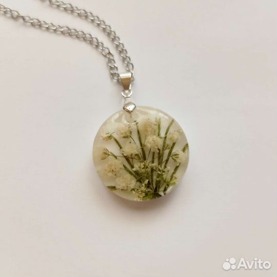 Кулоны с цветами